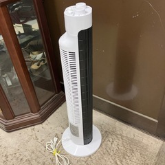 O2507-701 アイリスオーヤマ タワーファン 2021年製 動作確認済み キズ汚れ有りの画像