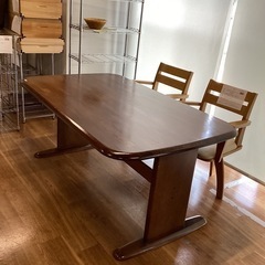 ダイニングテーブル（町田市再生家具）　251263の画像
