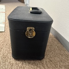 メイクボックス＋ポーチ付きの画像