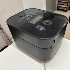 O2507-702 象印 IH炊飯ジャー 5合 2021年製 NW-SA10　通電確認済み キズ汚れ有りの画像
