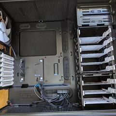 Fractal Design  Define R5 PCケースの画像