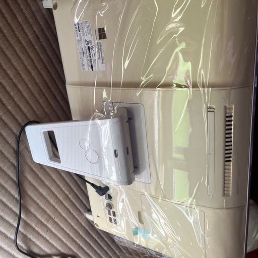 ほぼ新品‼️富士通デスクトップ一体型液晶4Kパソコン
