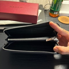 BALLY 長財布　バリーの画像
