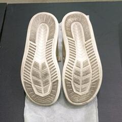0728-138 ニューバランス　サンダル　多少汚れありの画像
