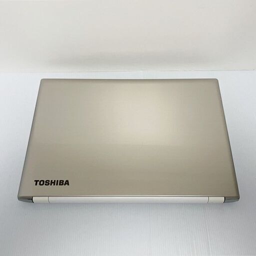 i7＆16GB＆SSD256GBの高性能で希少カラー人気ゴールドのノートパソコン