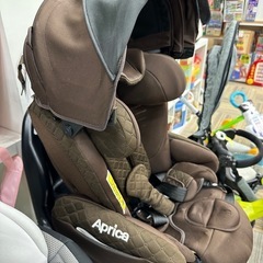 Aprica フラディアグロウ　ISOFIXの画像