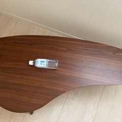 【本日限定格安】
LOWYAローテーブルの画像