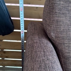 美品　ソファ　2〜3人掛け　ファブリック　茶色の画像