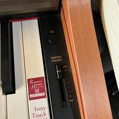 I 2507-703 KAWAI CN25  電子ピアノ 88鍵　 2014年製 動作確認済み※ケーブル断線のため破棄しています キズ汚れ有りの画像