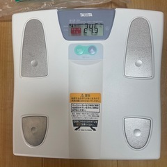 タニタの体重計　TBF614の画像