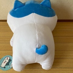 ちいかわ　中型ぬいぐるみ 白と青のキャラクター　約30センチくらいの画像