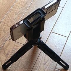 スマホ三脚の画像