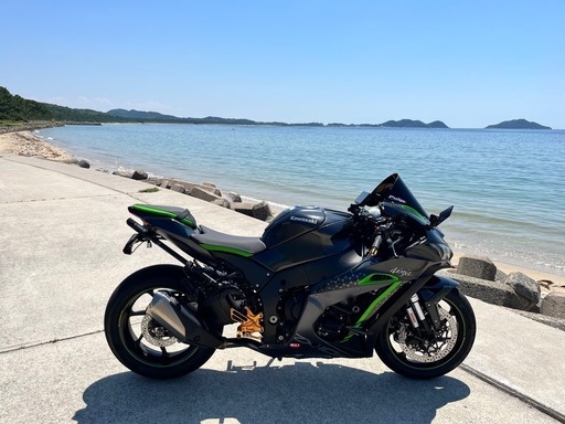カワサキ ZX10R SE 美車 低走行 車検付 カスタム多数 ローダウン