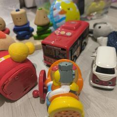 おもちゃセット　まねっこアンパンマン　アンパンマンバス　つみきなどの画像