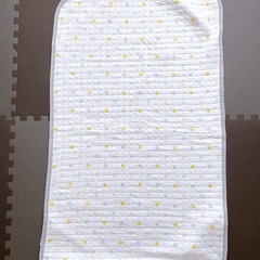 【美品・おまけ付き】レギュラーサイズベビー布団 7点セット 日本製 赤ちゃん本舗
の画像