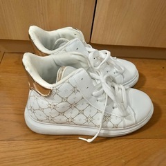 レディーススニーカー24cmの画像