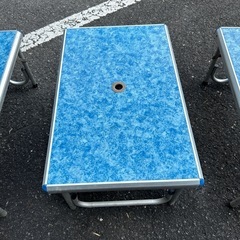 キャンプ　アウトドア　BBQ  テーブル　イスの画像