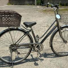 27インチ 自転車　後カゴ付き 変速ギア有りの画像