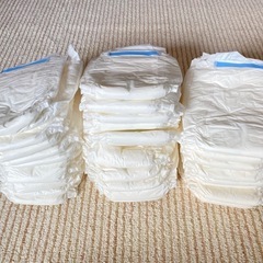 【開封済み・未開封混在】介護用品(オムツ等)をセットでの画像