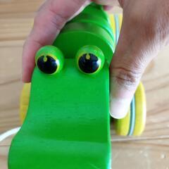 ダンシングアリゲーター　木のおもちゃの画像