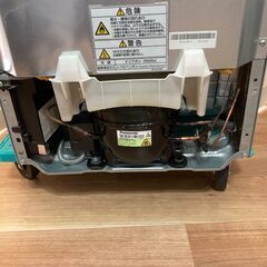 冷凍冷蔵庫 ・2012年製・138L・Panasonic・NR-B144W-S形・本体に傷凹みはありますが庫内はキレイで擦れも極端に少ないです・洗濯機 / ｵｰﾌﾞﾝﾚﾝｼﾞ等も出品して居ます、ｾｯﾄ購入の方は割引致します！【神奈川県(平塚駅～直線約２０km圏内) 送料と設置無料】全国発送は致しません・お問い合わせ～2日以内のお約束で5%割引致します！・希望者多数でも誠実にご対応致します。の画像