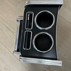 ヴェルファイア20系　
カップホルダー　 コンソールボックスの画像