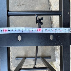 電子ピアノのスタンドの画像