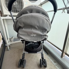 【2点の小物セット付】Aprica Luxuna Cushionベビーカーの画像