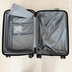 新品・未使用品　キャリーケース 容量拡張機能付 Mサイズ 60L スーツケース TSA 黒の画像