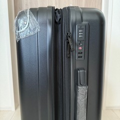新品・未使用品　キャリーケース 容量拡張機能付 Mサイズ 60L スーツケース TSA 黒の画像
