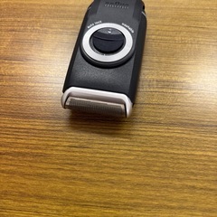 (美品)ブラウンモバイルシェーバー(電動髭剃り)の画像