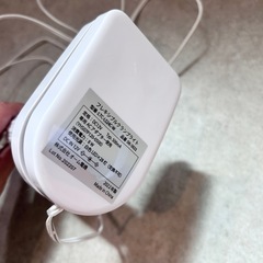 8/5まで‼️【1回のみ使用‼️】3500円位の卓上 LEDライト ( 机に挟めます)の画像