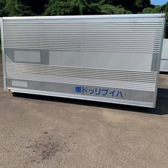 物置★3トンワイド型★バイクガレージ★後ろシャッター式★横扉付き★鍵付きの画像