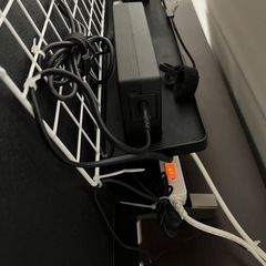【美品】ソニー43型テレビ＋テレビボードセット（リモコン・テレビ裏収納付き／引取歓迎）の画像
