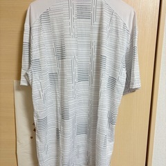 タグ付き🏷️メンズホワイトTシャツ　L sizeの画像