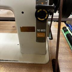 ブラザー工業 TA-B623 足踏み 職業用本縫いミシンの画像