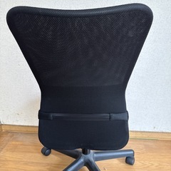 【無料】デスクメッシュチェアーの画像