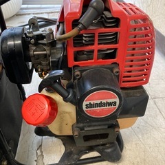 shindaiwa 新ダイワ 草刈機　芝刈機 背負式 231の画像