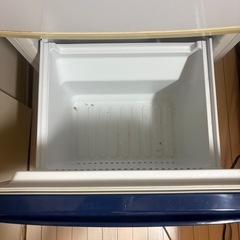 シャープ冷蔵庫の画像