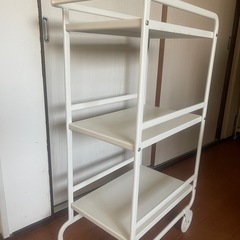 IKEA購入　キャスター付きワゴンの画像