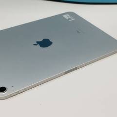 【Wi-Fiモデル】iPad Air 第4世代/256GB/A2316〈MYFW2J/A〉の画像