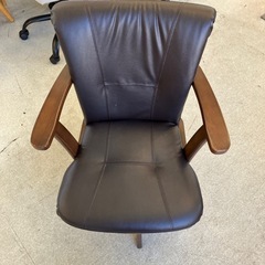 H2507-363 GRANDE CHAIR ダイニングチェア 回転③ キズ汚れ有りの画像