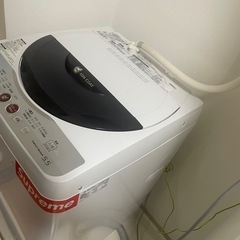 冷蔵庫と洗濯機の画像