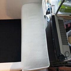 白いソファーの画像