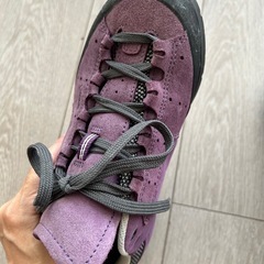 モンベル　女性用靴　の画像