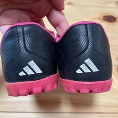 サッカー トレーニングシューズ adidas 17.5cmの画像