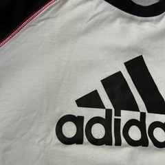(商談中)adidas(130サイズ)セットA
の画像