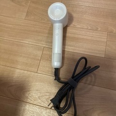 ヘアドライヤーの画像
