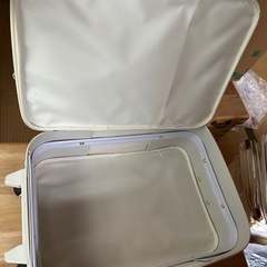 リズリサ　キャリーケースの画像