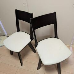 ニトリのダイニングチェア×2の画像